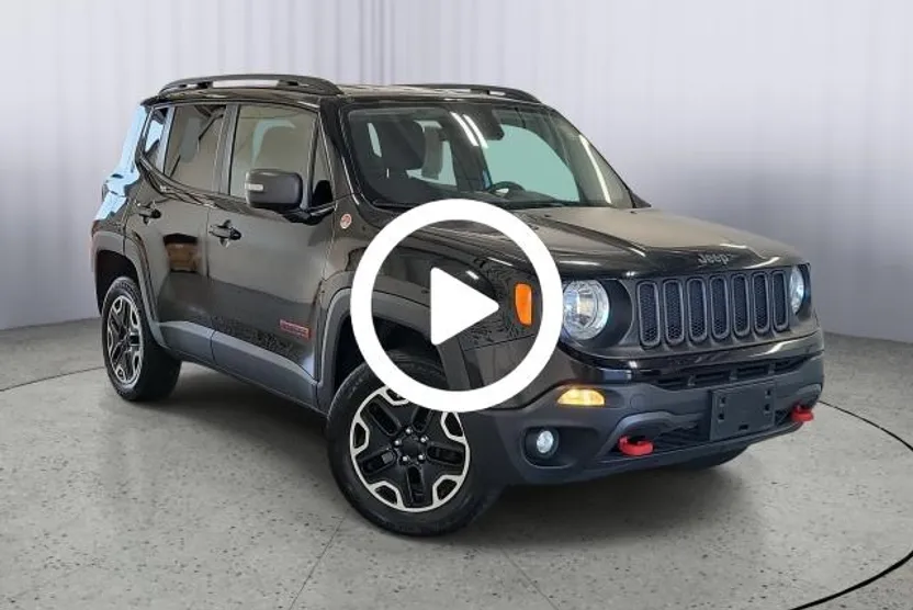 2017 Jeep Renegade Trailhawk photo 1