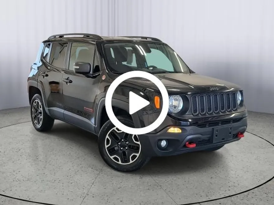 2017 Jeep Renegade Trailhawk photo 1