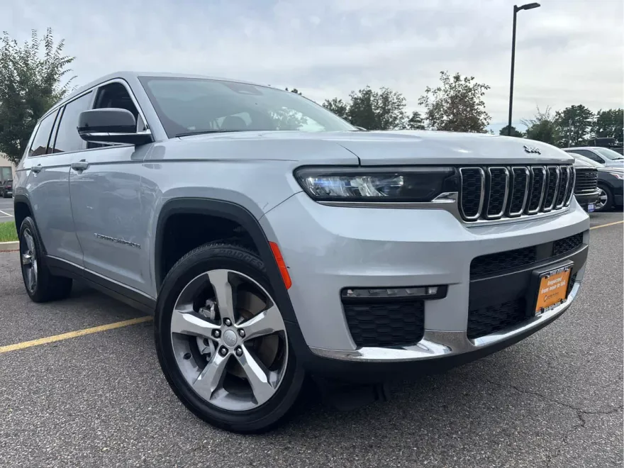 2021 Jeep Grand Cherokee Limited photo 1