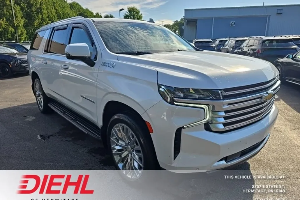 2023 Chevrolet Suburban High Country photo 1