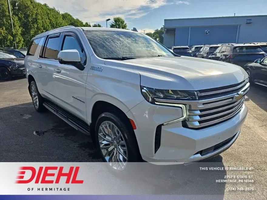 2023 Chevrolet Suburban High Country photo 1