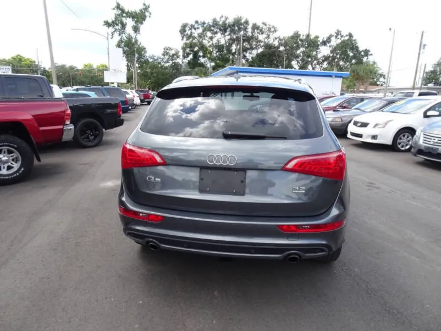 2012 Audi Q5 3.2 Premium Plus photo 1