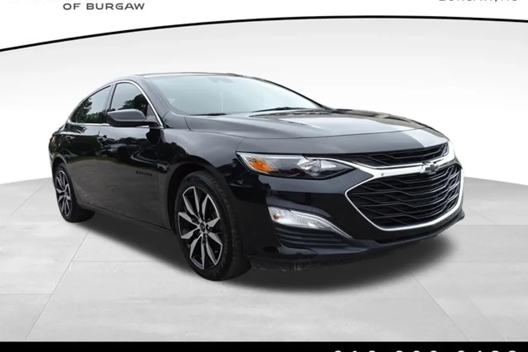 2022 Chevrolet Malibu RS photo 1