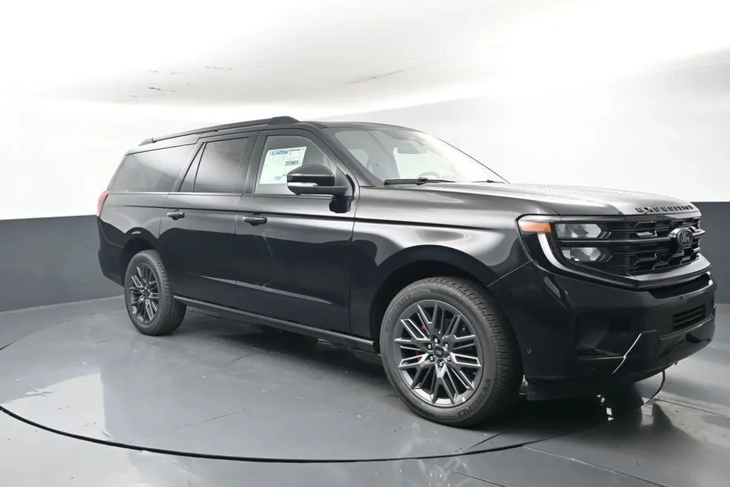 2025 Ford Expedition MAX Platinum photo 1