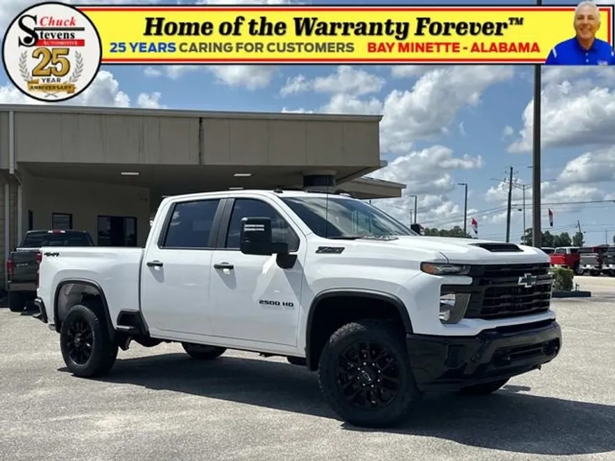 2025 Chevrolet Silverado 2500HD Custom photo 1