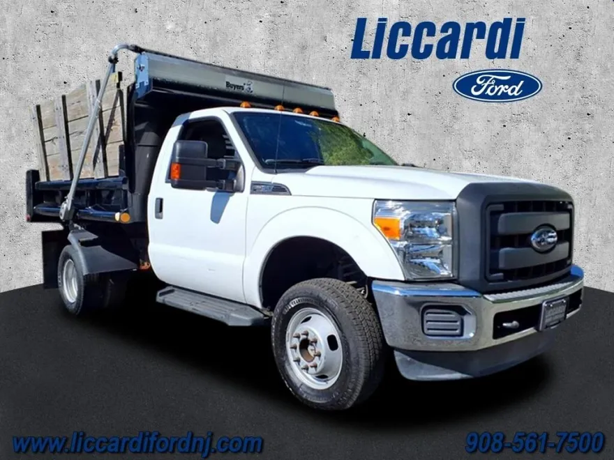 2015 Ford F-350 XL photo 1