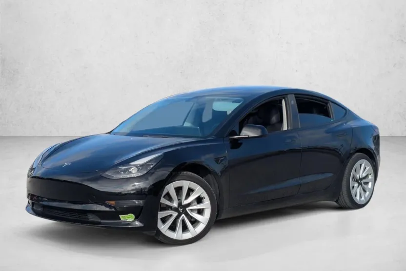 2022 Tesla Model 3 Long Range photo 1