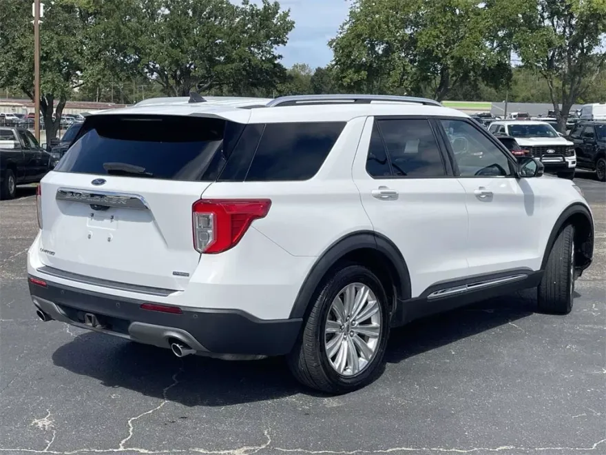 2021 Ford Explorer Limited photo 1