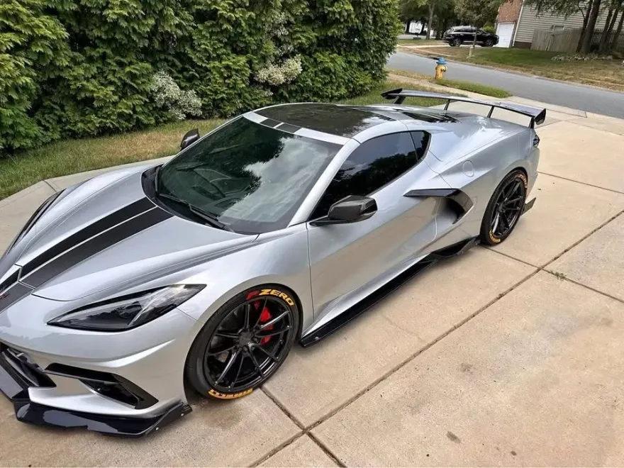 2020 Chevrolet Corvette Stingray 3LT photo 1