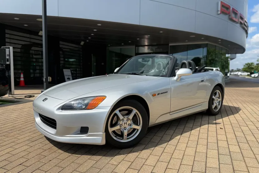 2002 Honda S2000 Base photo 1