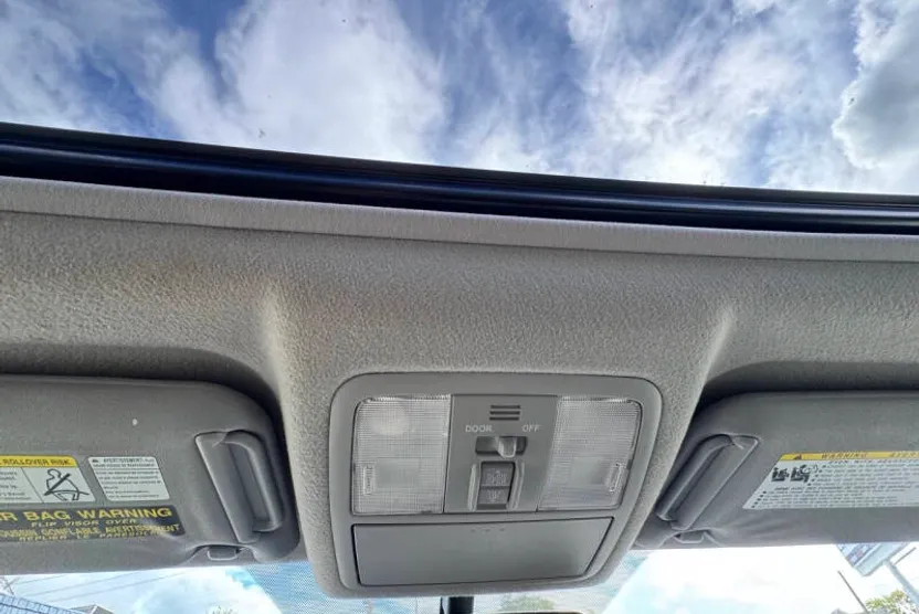 2009 Toyota RAV4 Sport photo 1