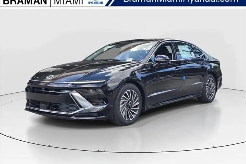 2025 Hyundai Sonata Hybrid Limited photo 1
