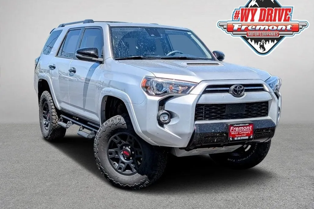 2021 Toyota 4Runner Venture Special Edition photo 1