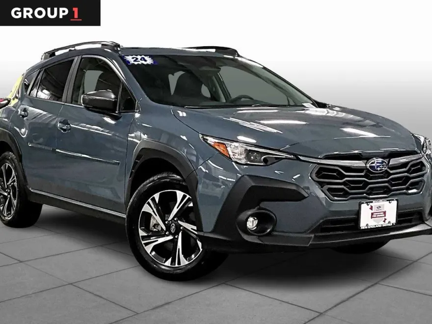2024 Subaru Crosstrek Premium photo 1