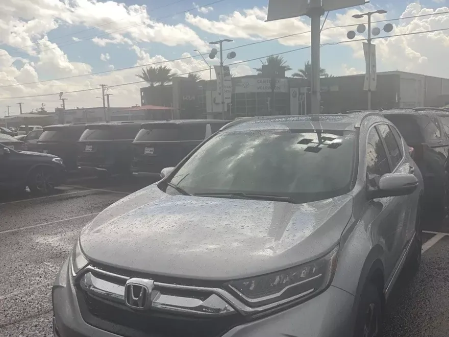2019 Honda CR-V Touring photo 1