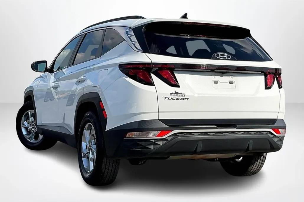 2024 Hyundai Tucson SEL photo 1