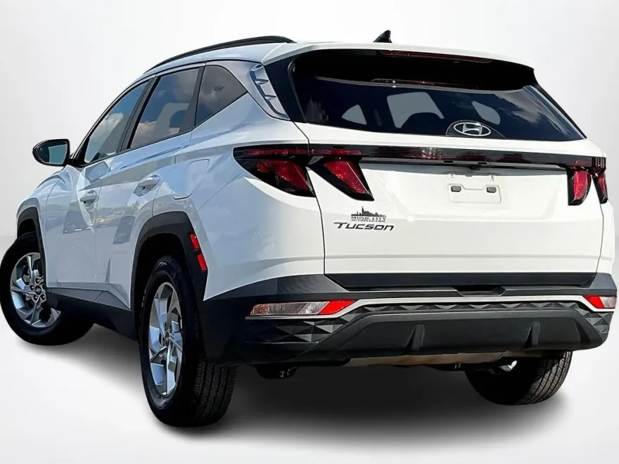 2024 Hyundai Tucson SEL photo 1