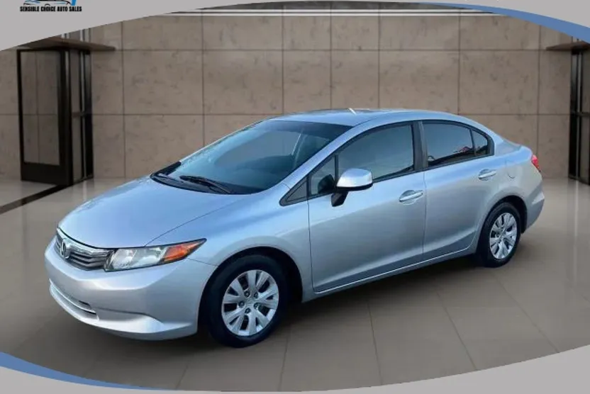 2012 Honda Civic LX photo 1