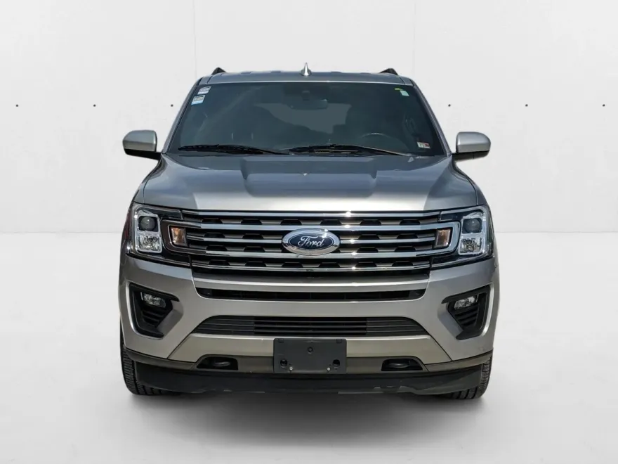 2021 Ford Expedition MAX XLT photo 1