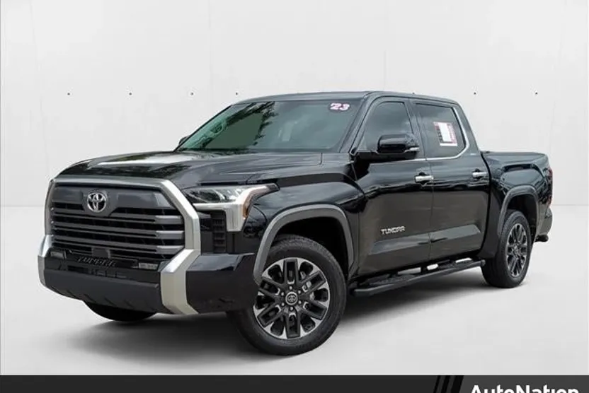 2023 Toyota Tundra Limited CrewMax photo 1