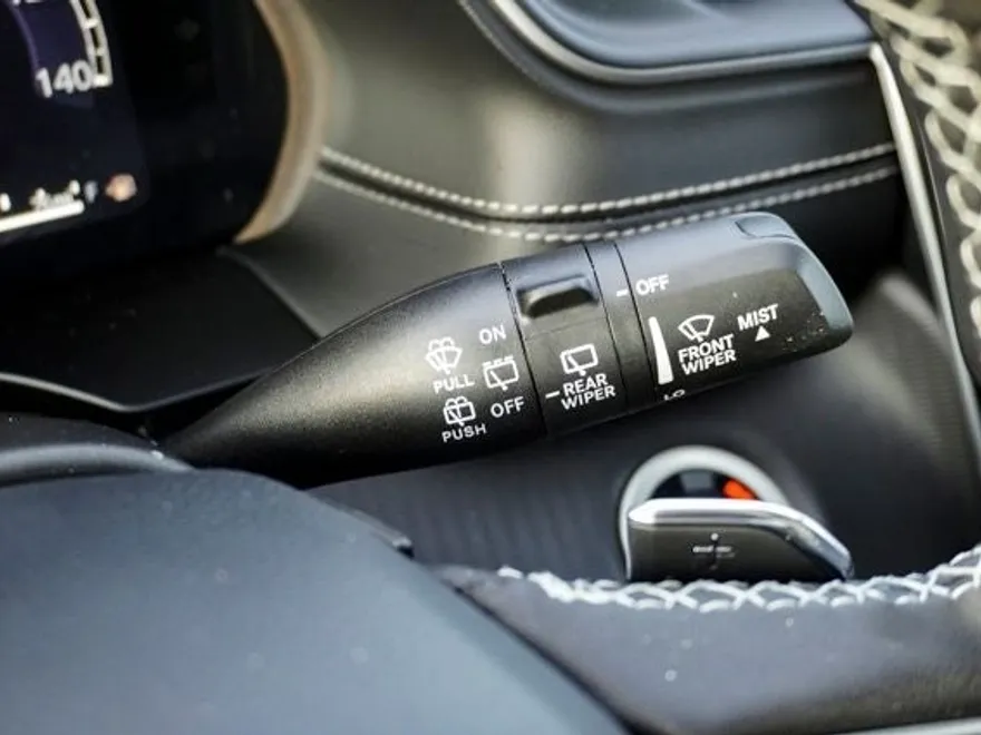 2025 Jeep Grand Cherokee Altitude photo 25