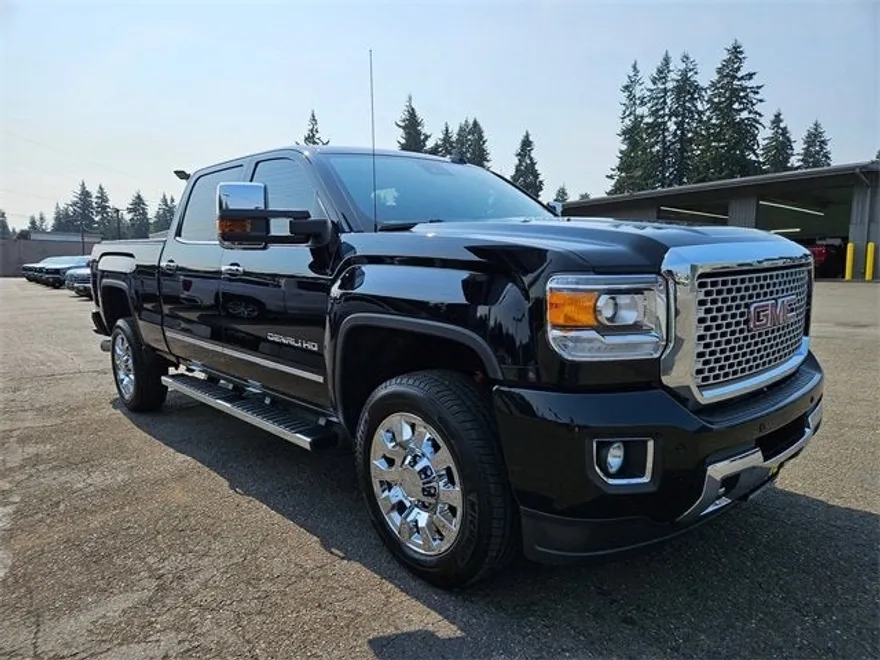 2015 Gmc Sierra 2500 HD Denali photo 1