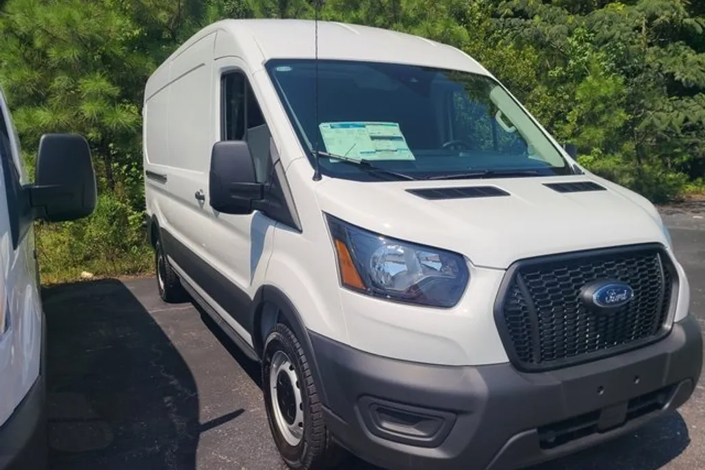 2025 Ford Transit photo 1