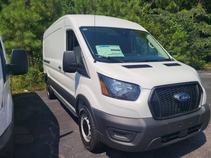2025 Ford Transit photo 1