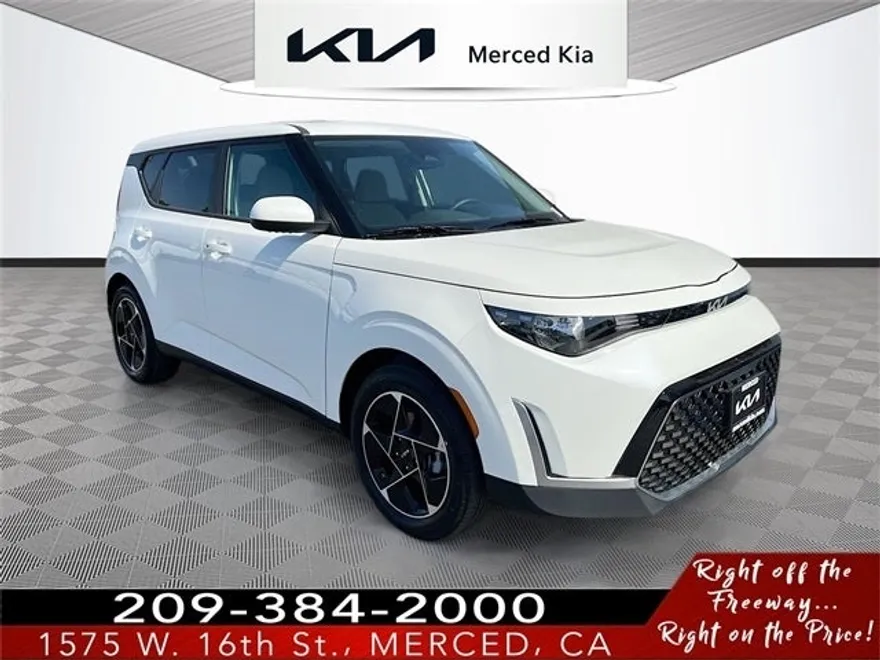 2025 Kia Soul EX photo 1