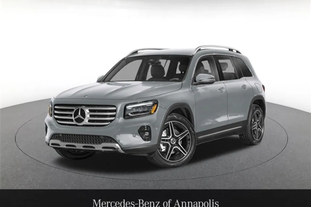 2026 Mercedes Benz GLB 250 4MATIC photo 1