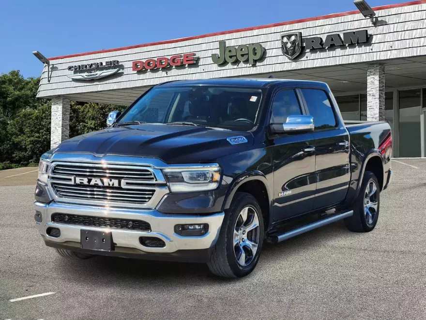 2019 Ram 1500 Laramie photo 1