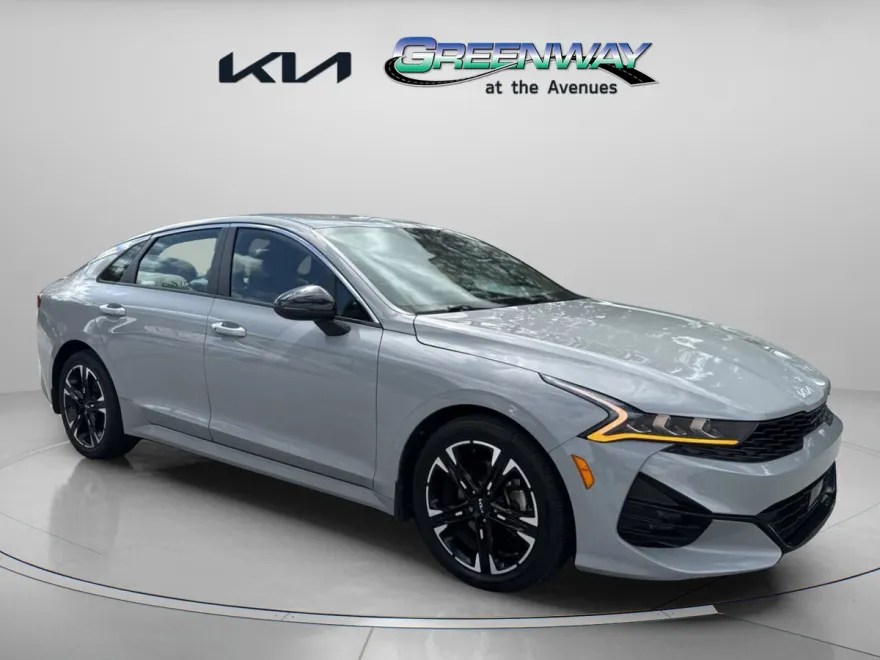 2023 Kia K5 GT-Line photo 1