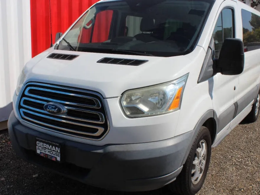 2016 Ford Transit XL photo 1