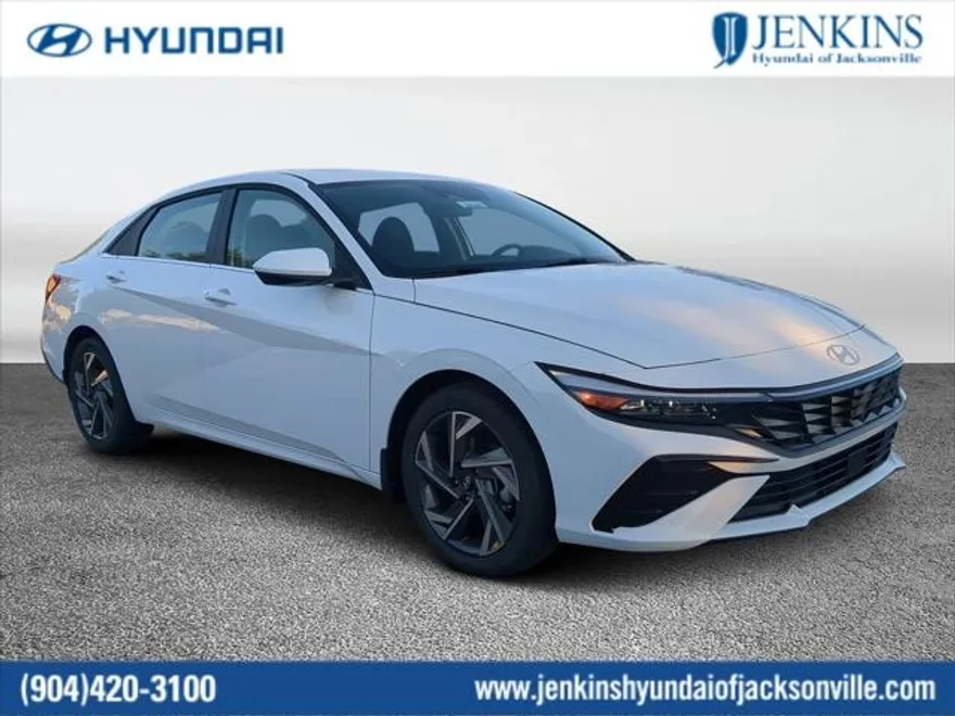 2025 Hyundai Elantra SEL Convenience photo 1