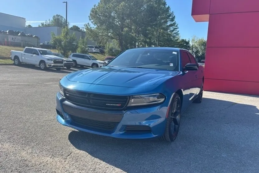 2022 Dodge Charger SXT photo 1
