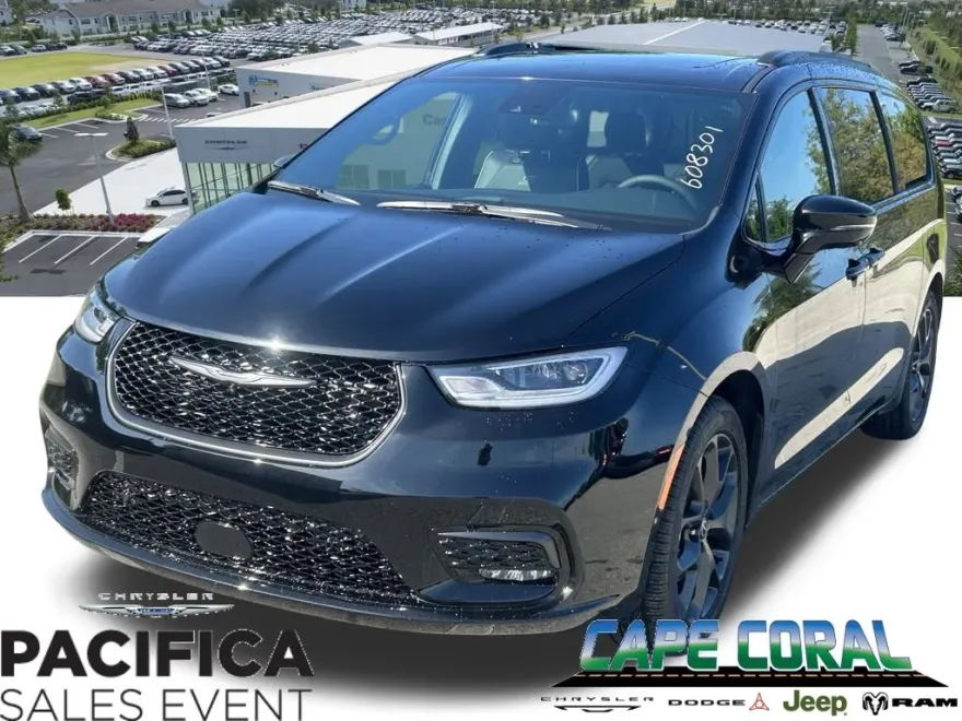 2025 Chrysler Pacifica Limited photo 1