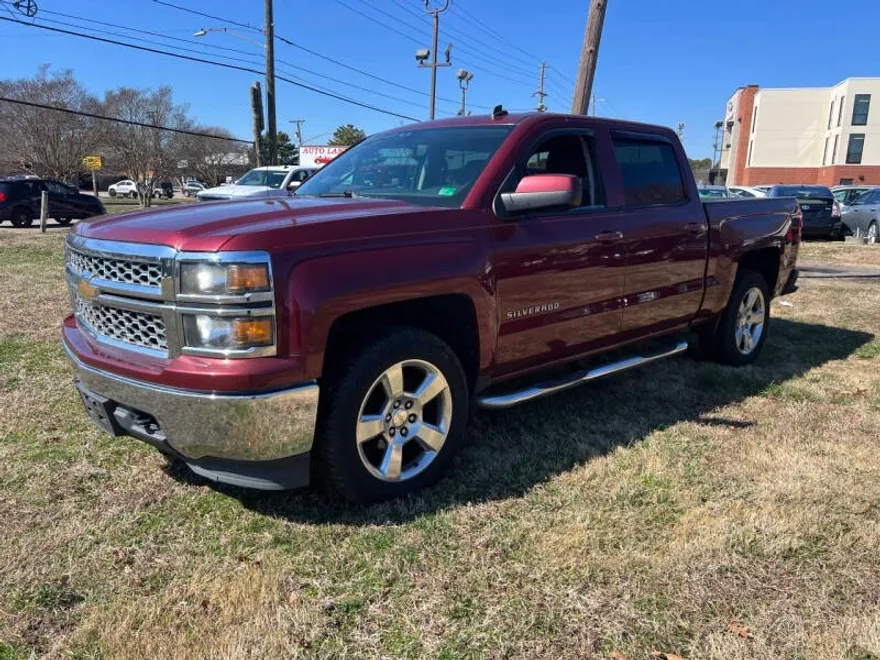 2014 Chevrolet Silverado 1500 LT photo 1