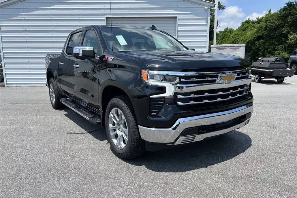 2025 Chevrolet Silverado 1500 LTZ photo 1