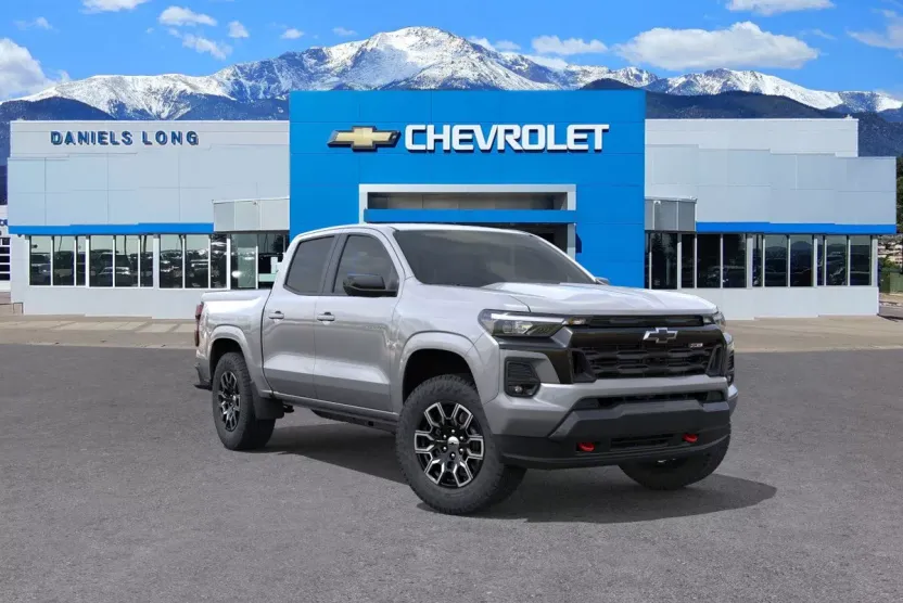 2026 Chevrolet Colorado Z71 photo 1