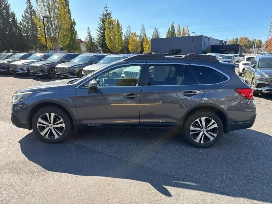 2019 Subaru Outback 2.5i Limited photo 1