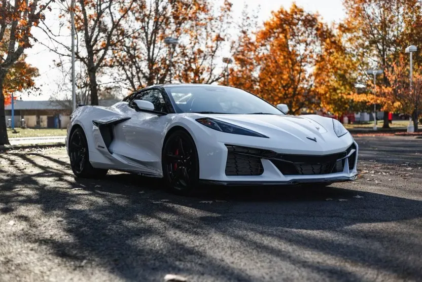 2024 Chevrolet Corvette Z06 3LZ photo 1