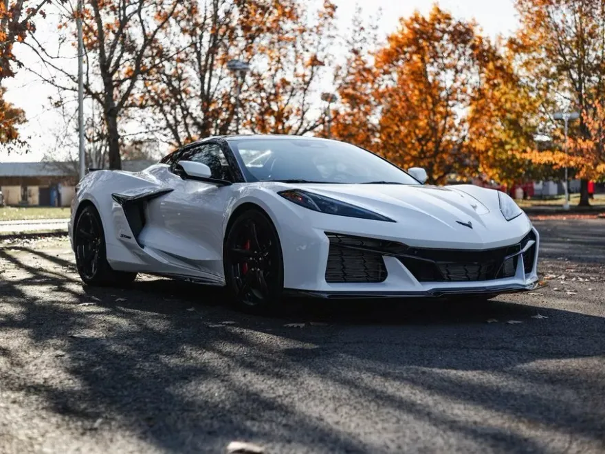 2024 Chevrolet Corvette Z06 3LZ photo 1