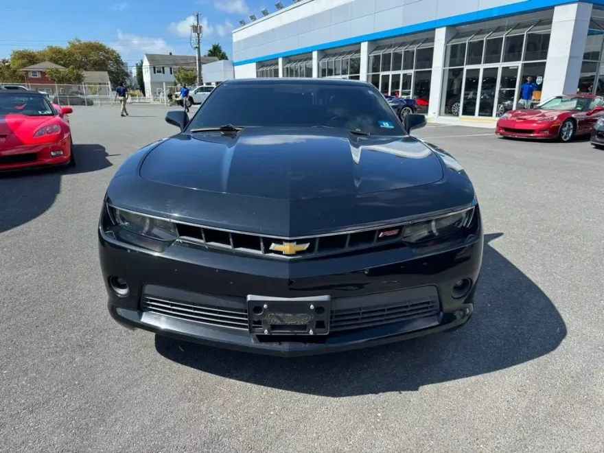 2015 Chevrolet Camaro 2LT photo 1