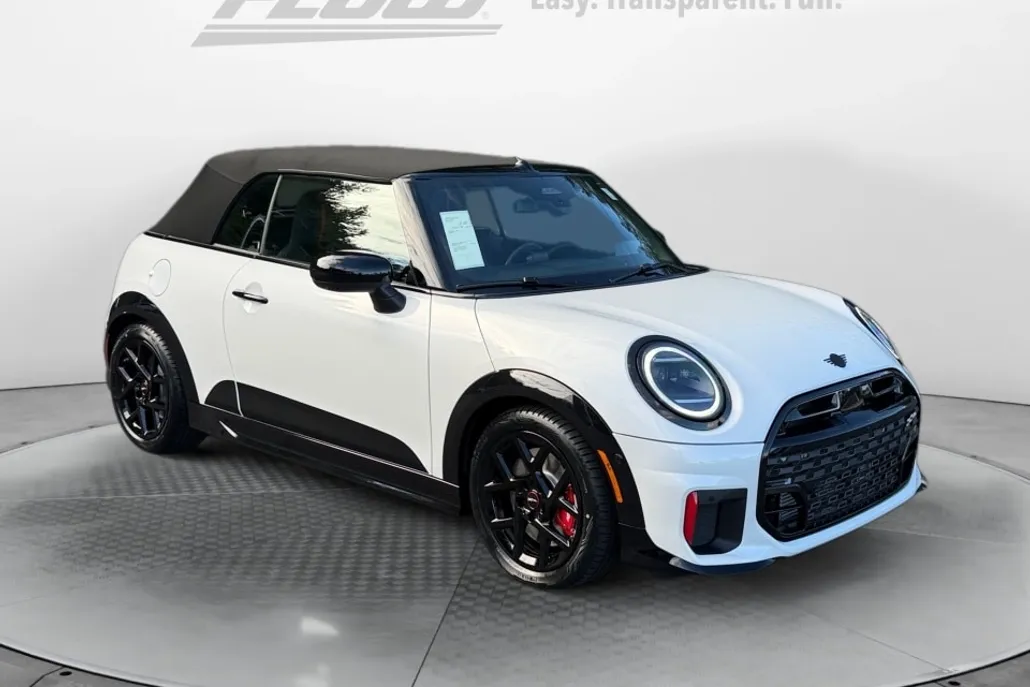 2026 Mini Cooper Convertible Iconic photo 1