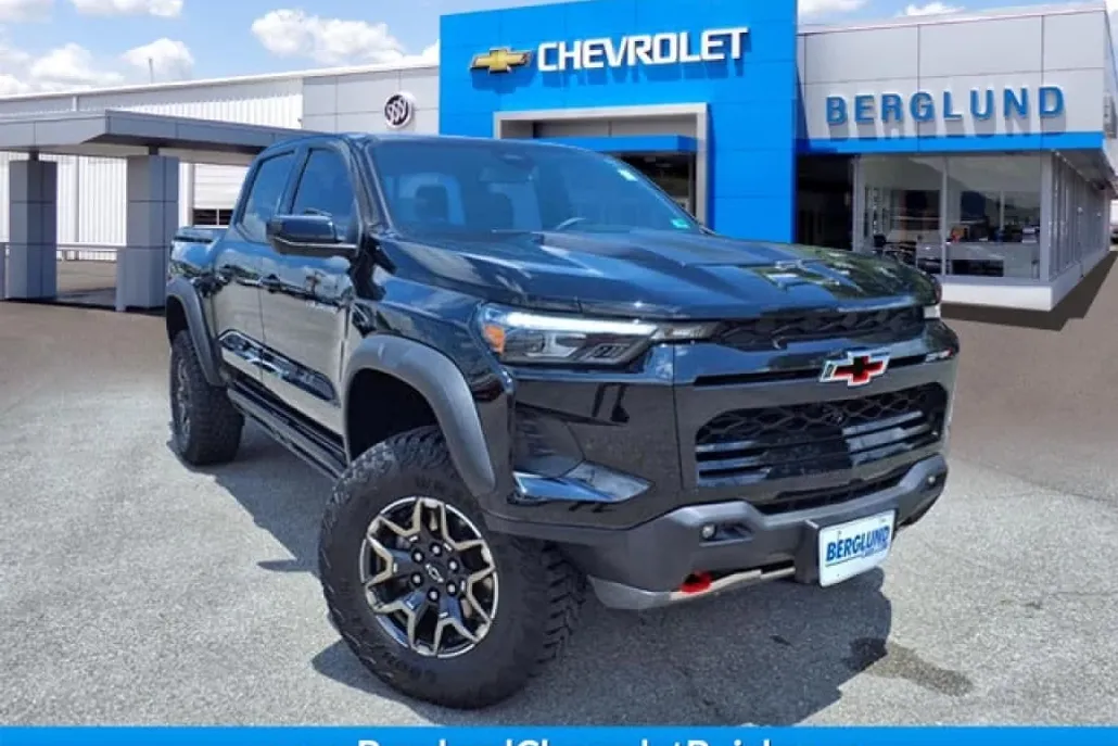 2024 Chevrolet Colorado ZR2 photo 1
