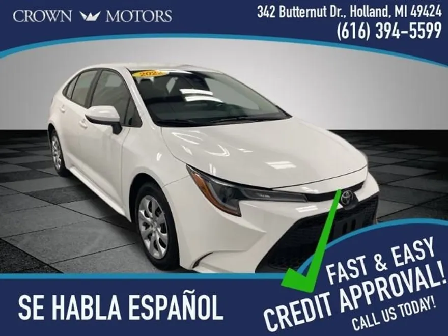 2022 Toyota Corolla LE photo 1