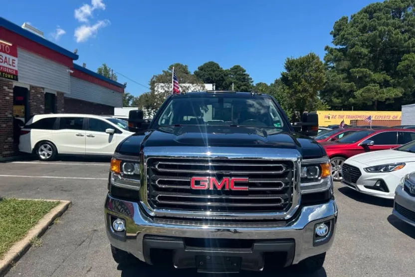 2017 Gmc Sierra SLE photo 1