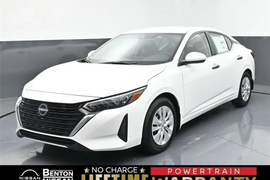 2025 Nissan Sentra S photo 1