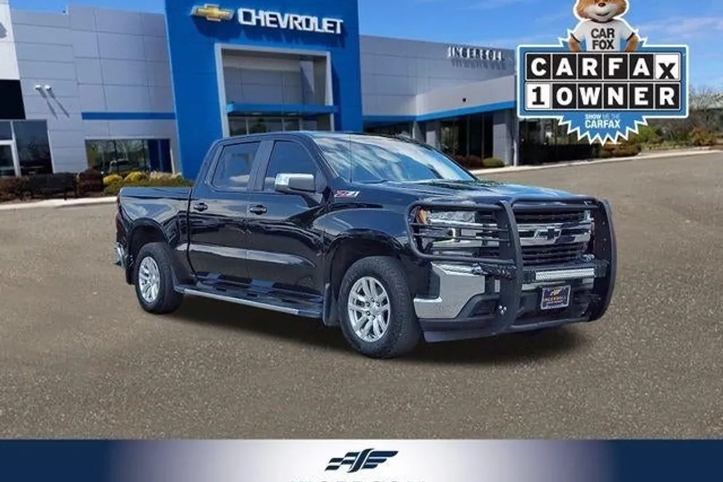 2021 Chevrolet Silverado 1500 LT photo 1