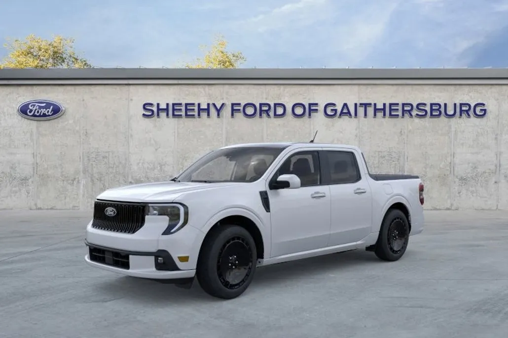 2025 Ford Maverick photo 1